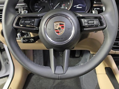 2025 Porsche Macan Base