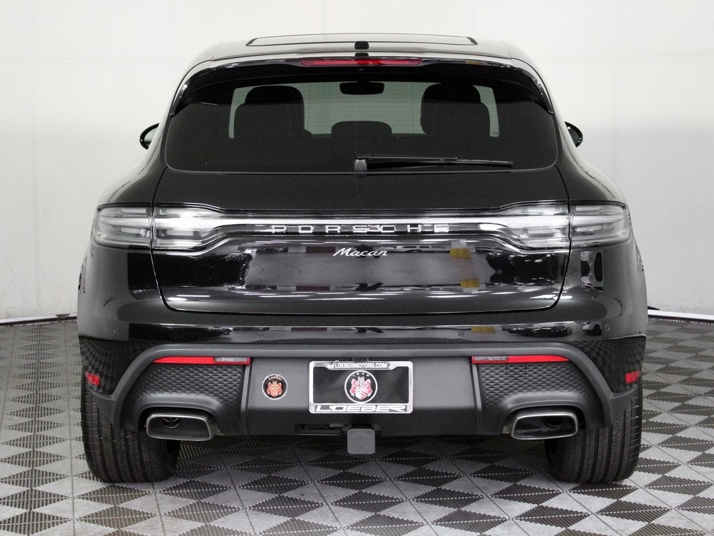 2025 Porsche Macan Base