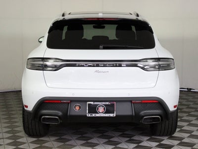 2026 Porsche Macan Base