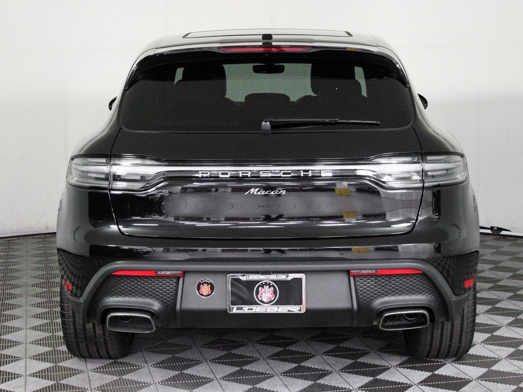 2026 Porsche Macan Base