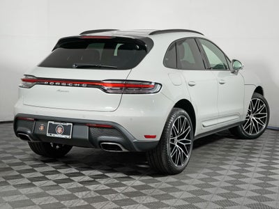 2026 Porsche Macan Base