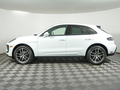 2026 Porsche Macan Base