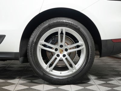 2021 Porsche Macan Base