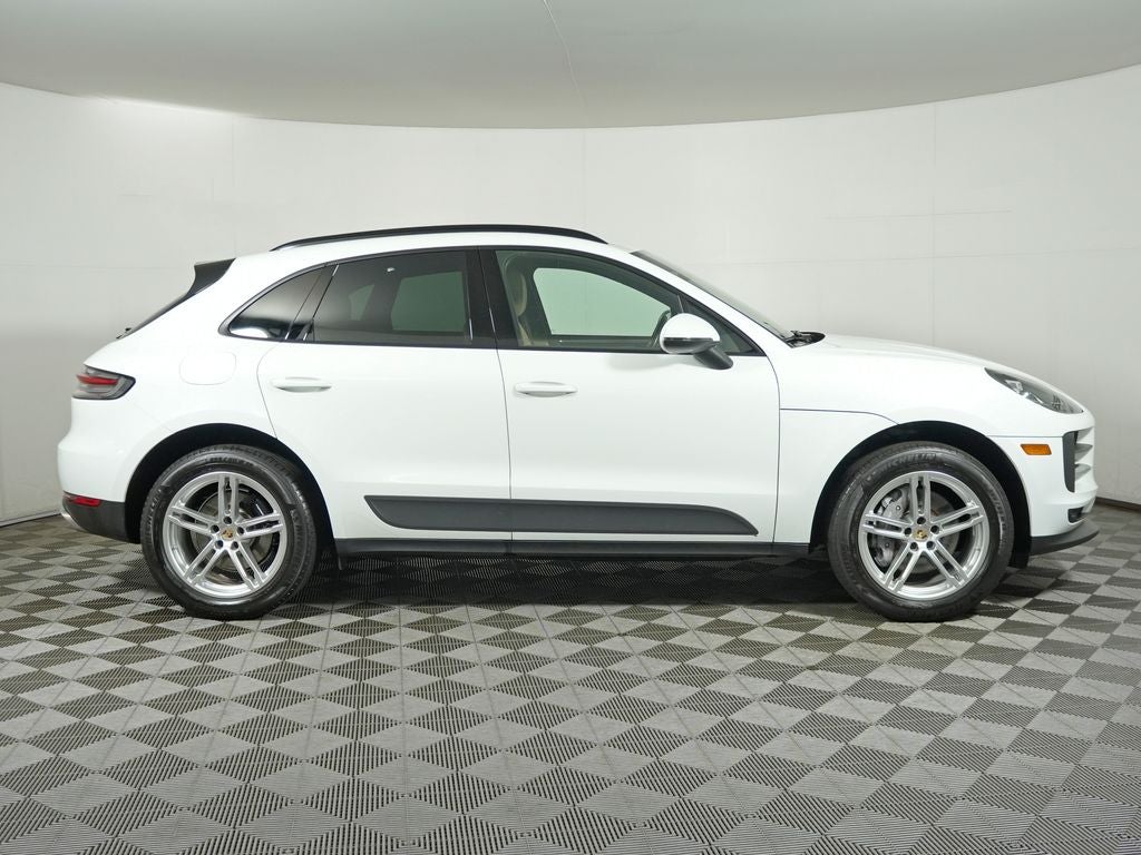 2021 Porsche Macan Base