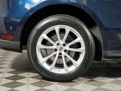 2023 Porsche Macan Base