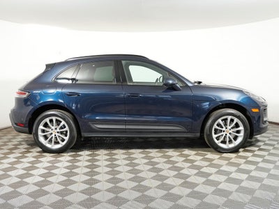 2023 Porsche Macan Base