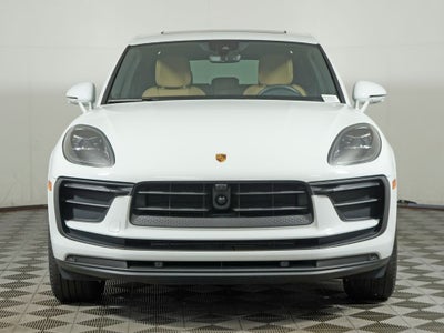 2025 Porsche Macan Base