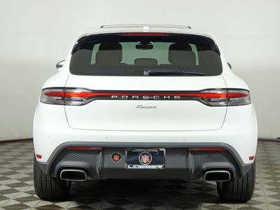 2025 Porsche Macan Base