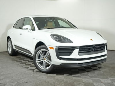 2025 Porsche Macan Base