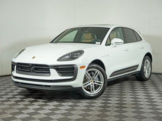 2025 Porsche Macan Base