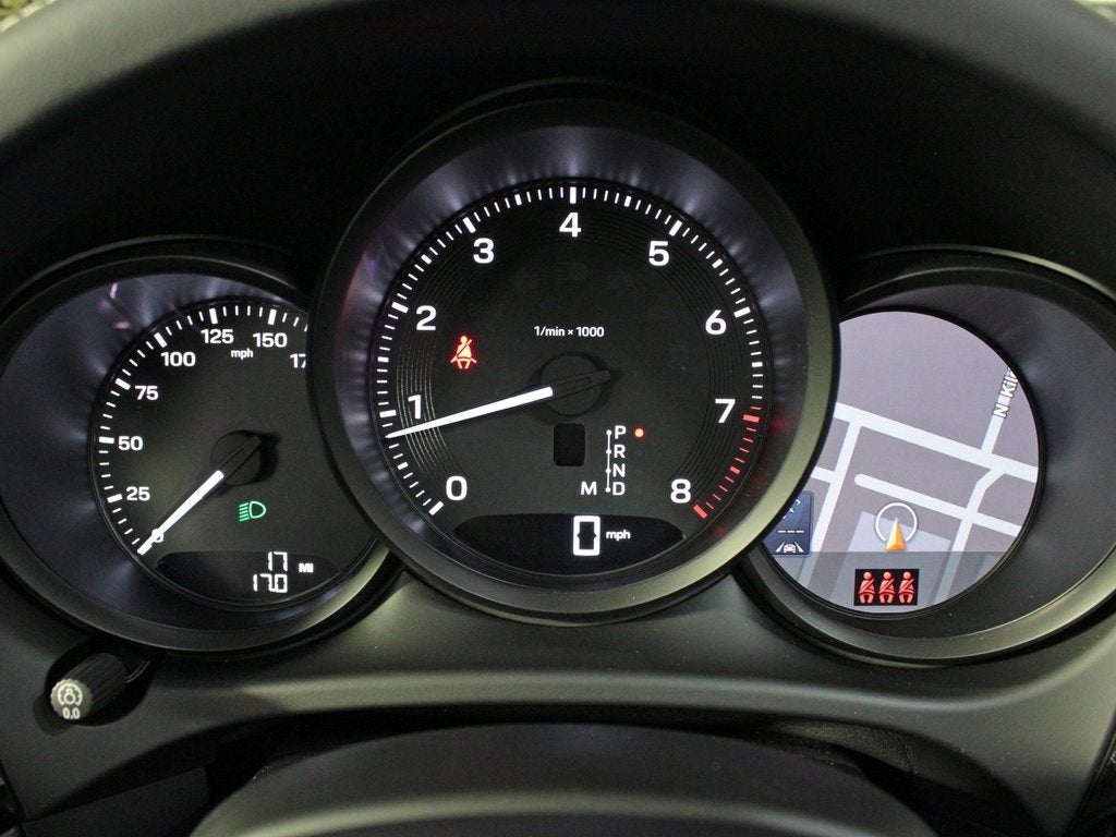 2025 Porsche Macan Base