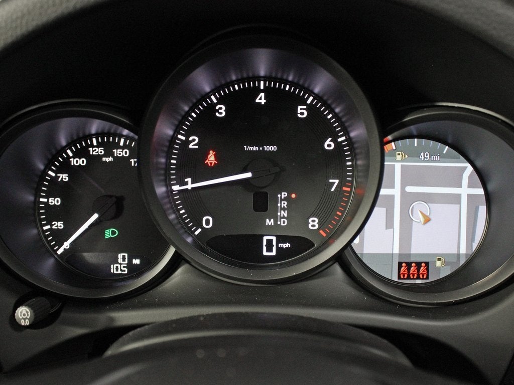 2026 Porsche Macan Base