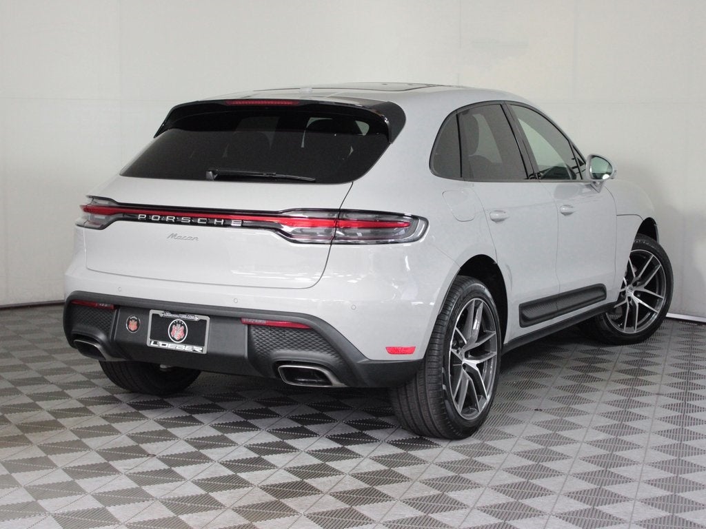 2026 Porsche Macan Base