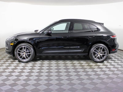 2026 Porsche Macan Base