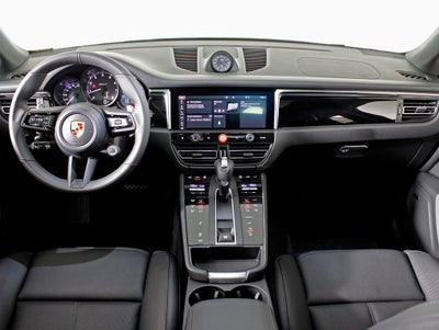 2026 Porsche Macan T