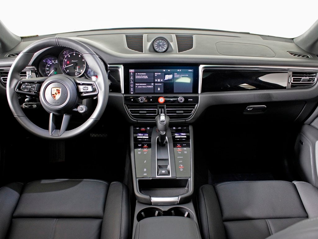 2026 Porsche Macan T