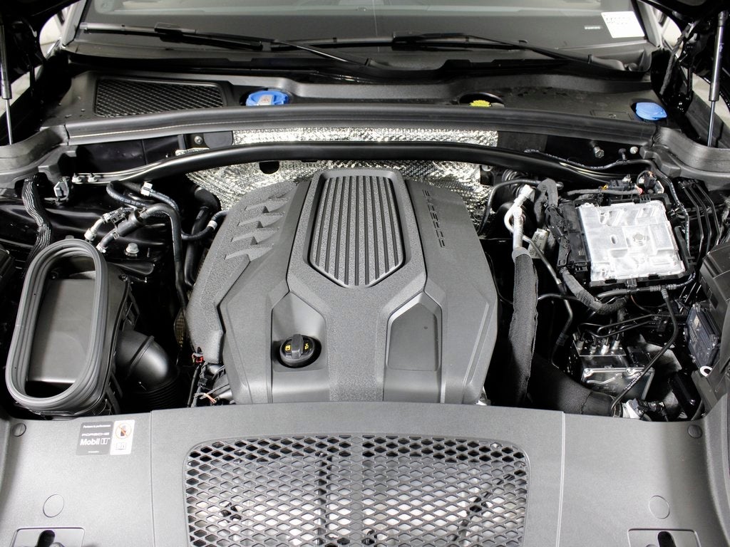 2026 Porsche Macan T