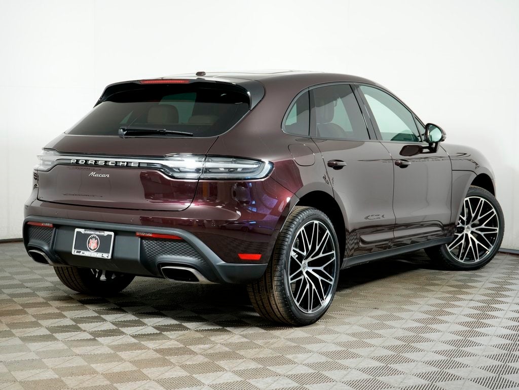 2026 Porsche Macan Base