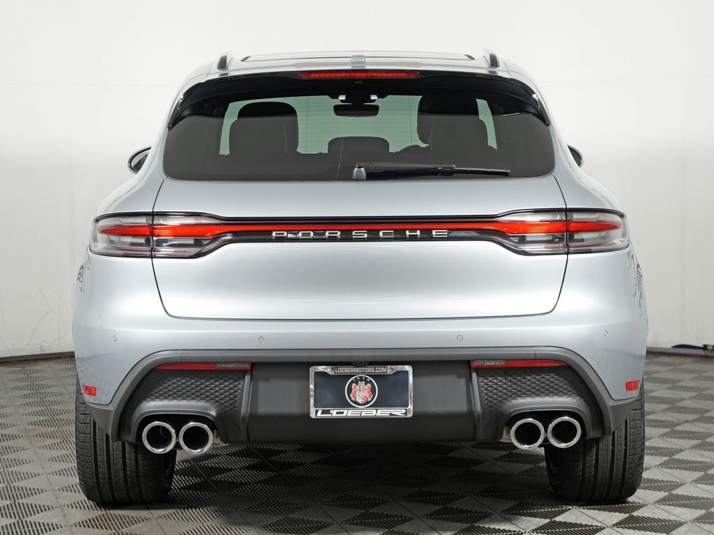 2026 Porsche Macan Base