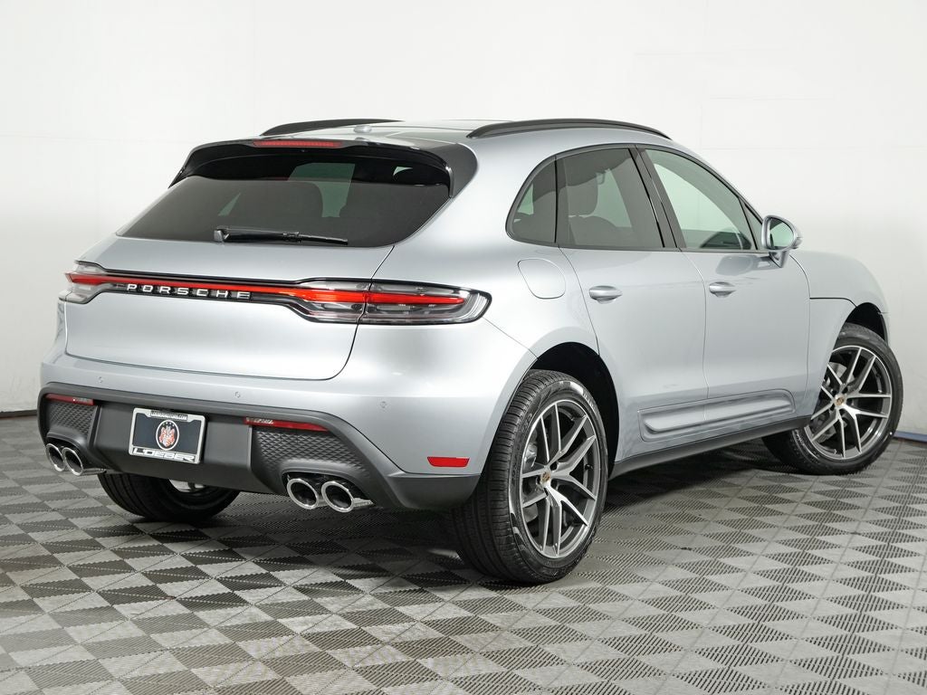 2026 Porsche Macan Base