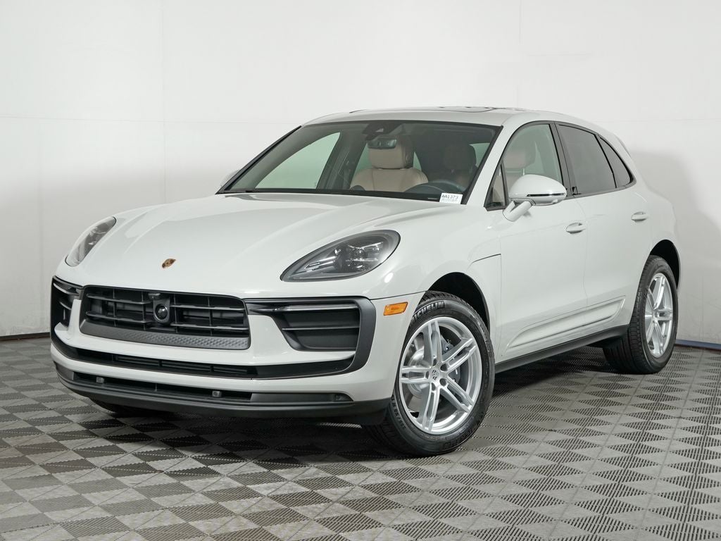 2026 Porsche Macan Base