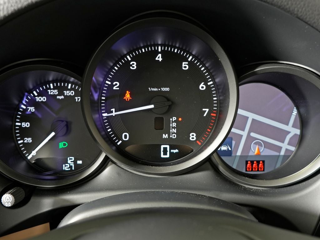 2026 Porsche Macan Base
