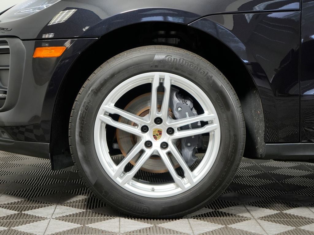 2024 Porsche Macan Base