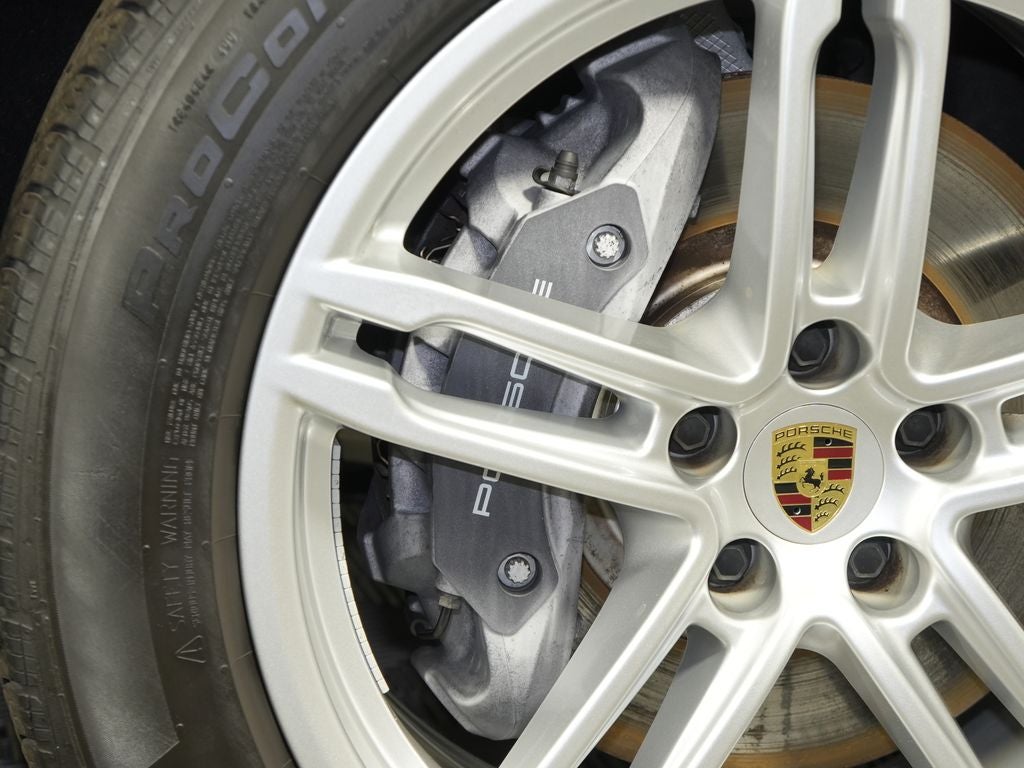 2024 Porsche Macan Base