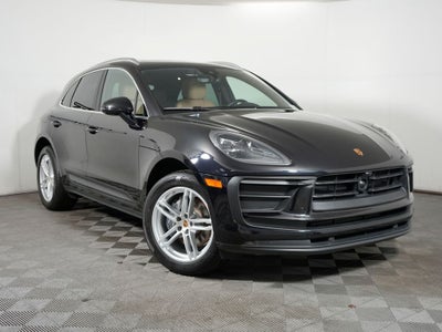2024 Porsche Macan Base
