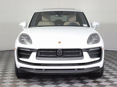 2025 Porsche Macan Base
