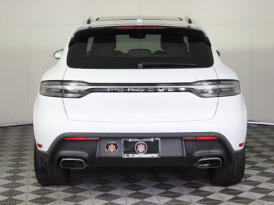 2025 Porsche Macan Base