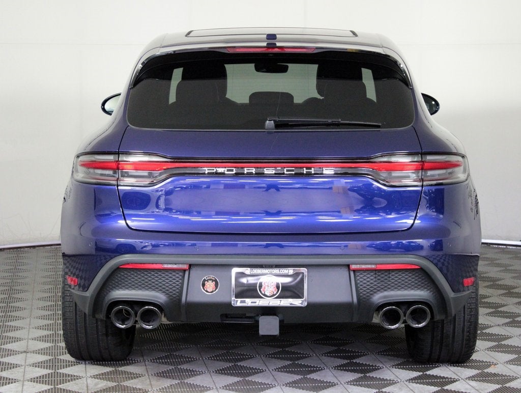 2025 Porsche Macan Base