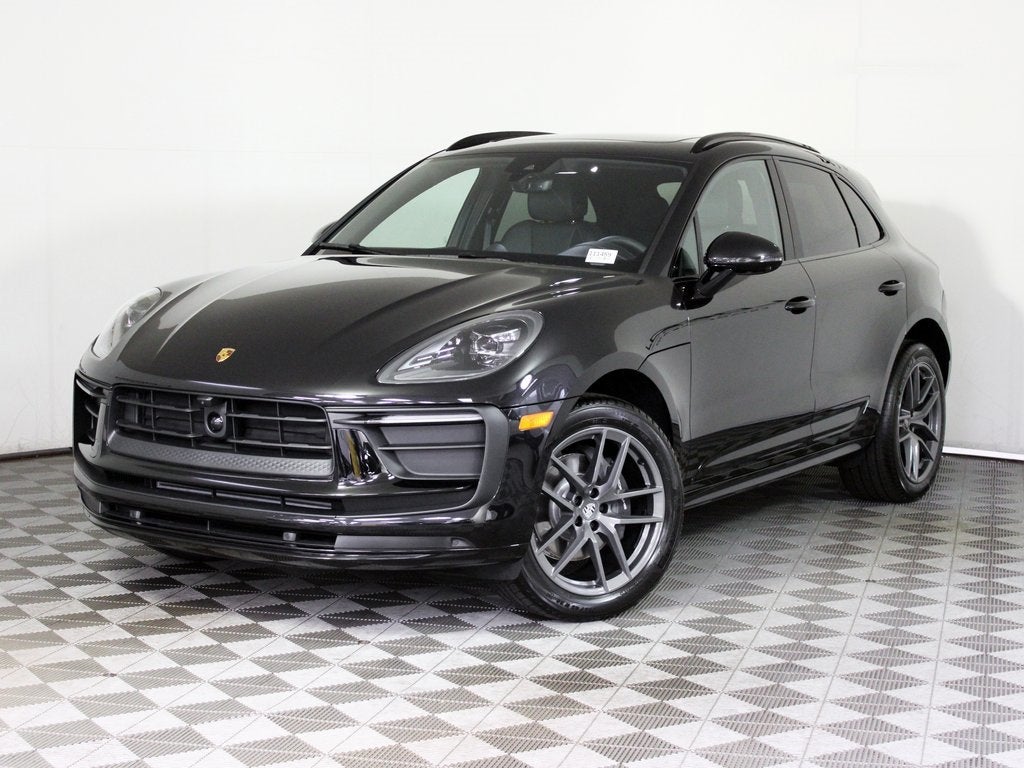 2025 Porsche Macan T
