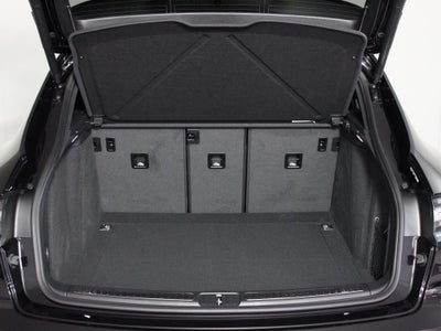 2025 Porsche Macan T