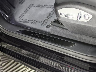 2025 Porsche Macan T