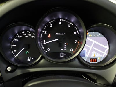 2025 Porsche Macan T