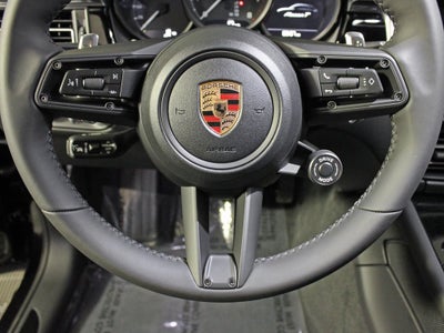 2025 Porsche Macan T