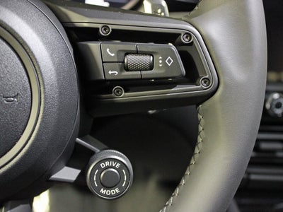 2025 Porsche Macan T