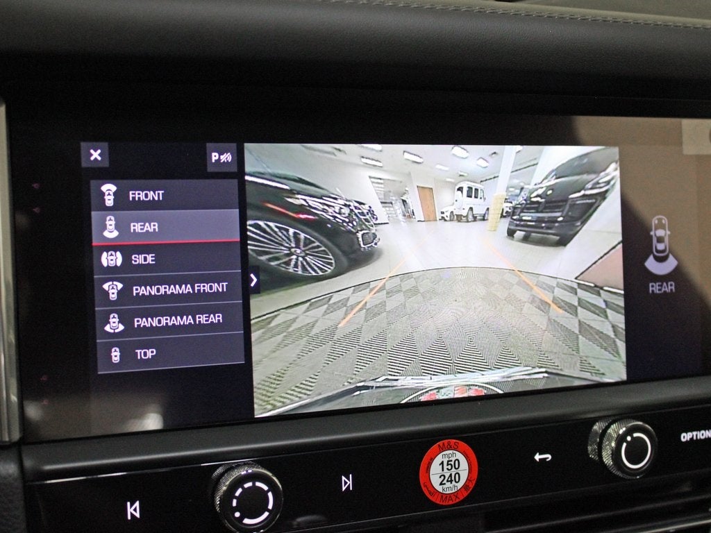 2025 Porsche Macan T