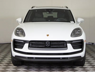 2026 Porsche Macan Base