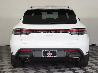 2026 Porsche Macan Base