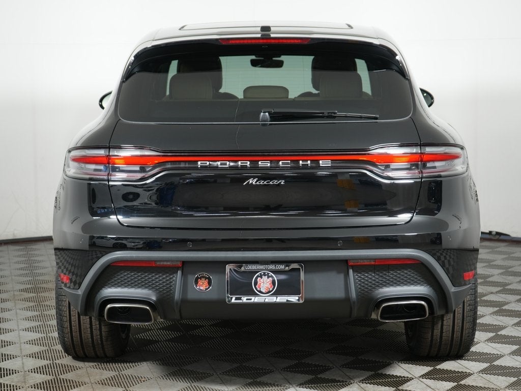 2026 Porsche Macan Base