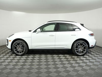 2026 Porsche Macan Base