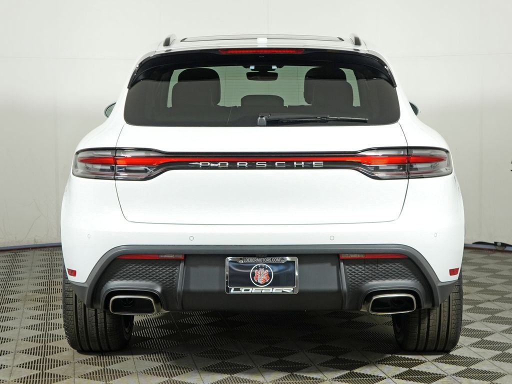 2026 Porsche Macan Base