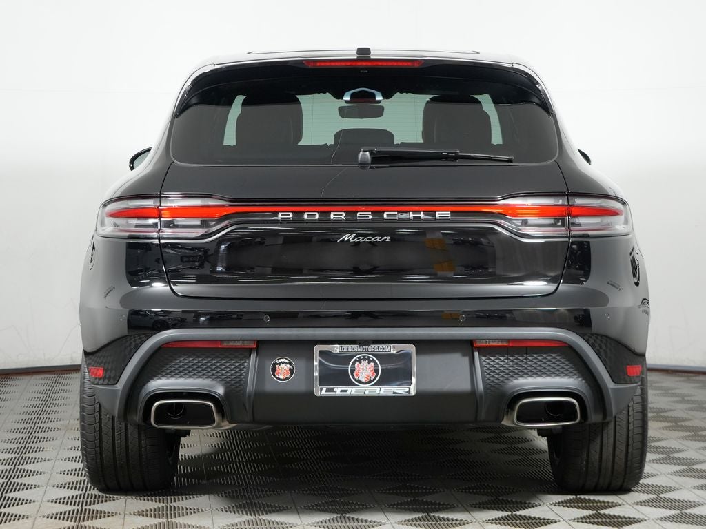 2026 Porsche Macan Base