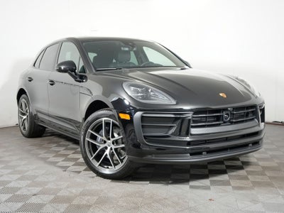 2026 Porsche Macan Base