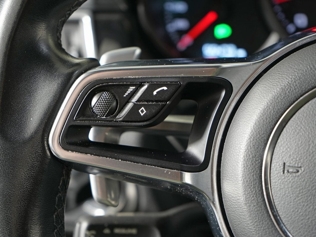 2018 Porsche Macan Base