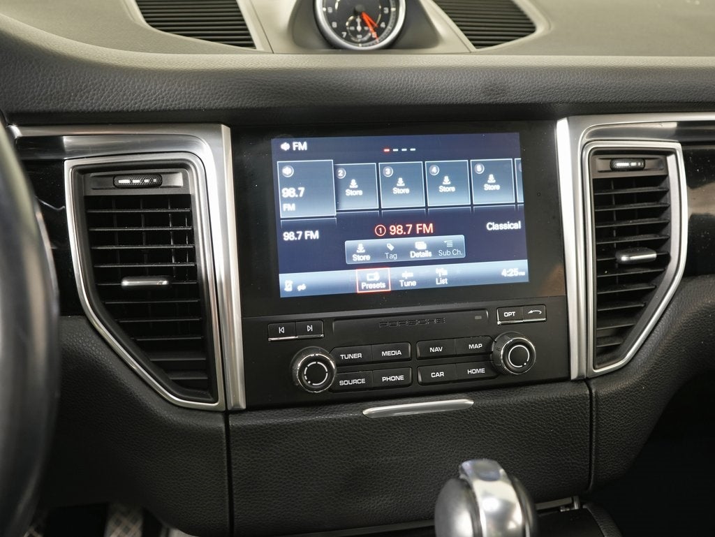 2018 Porsche Macan Base