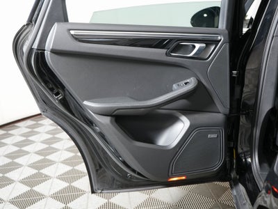 2018 Porsche Macan Base