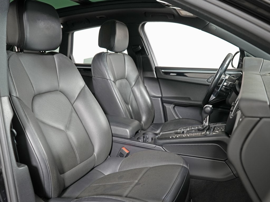 2018 Porsche Macan Base